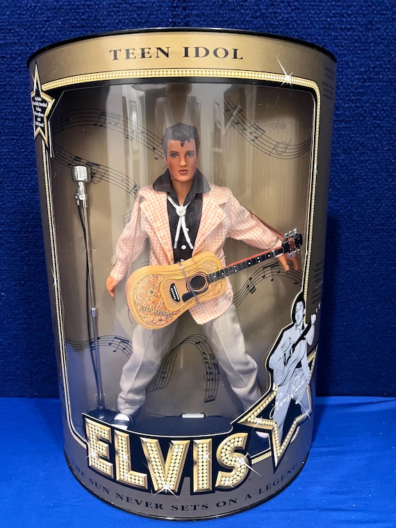 Vintage 1993-elvis Presley “teen Idol” Doll - Hasbro Commemorative