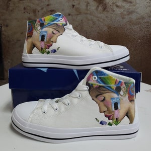 Benutzerdefinierte weiße NVR Schuhe - personalisiere mit jedem Bild! Haustiere, Kinder, Bands, Shows...