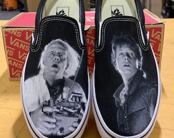 Custom Back To The Future Inspiré Black Slip On Vans (Marty / Doc)