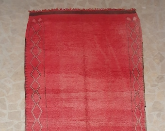 Vintage Red Berber Boujaad Rug: Large Moroccan Wool Rug (5'8'' X 11'0'')