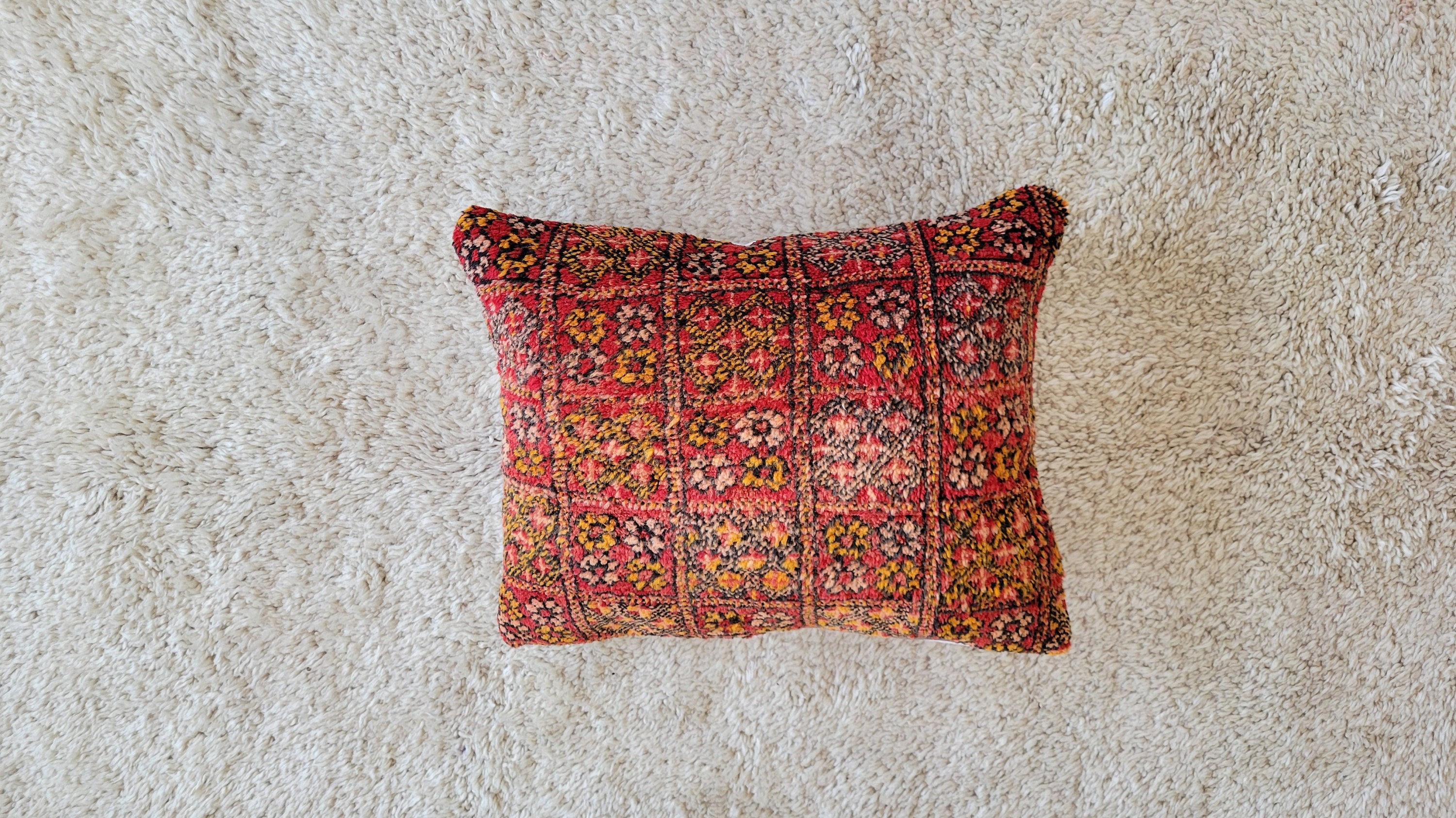 ヴィンテージ ベルベルウール 枕カバー：モロッコ ボヘミアン スロー