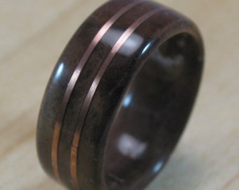 Walnut bentwood ring with 2 copper wire inlays