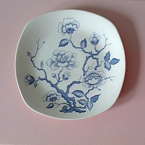 1950s Rare MIDWINTER &#39; Ming Tree&#39; Dinner Plate Designed by Jessie Tait (4 available )