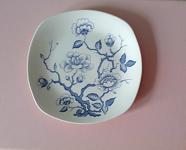 A Jessie Tait Midwinter Spanish Garden Pattern Staffordshire 12 Width