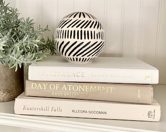 Neutral Tone Books: Minimalist Home Decor Bookshelf Styling