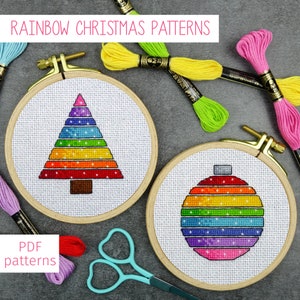 Regenboog kerstbal en boom kruissteek PDF-patronen (set van 2), eenvoudige vakantie geteld kruissteekdiagrammen