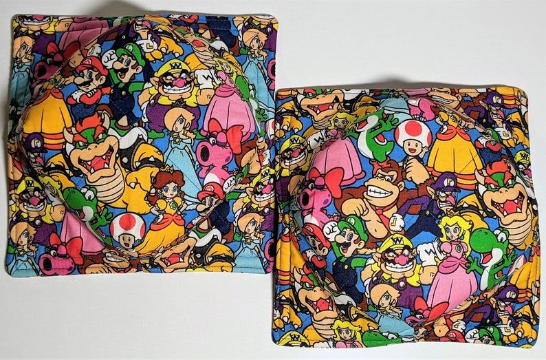Microwave Safe Holder 2 Pack Bowl Cozy Gift Set Super Mario /& Friends Luigi Bowzer Useful Gamer Teen Kids Birthday Gift