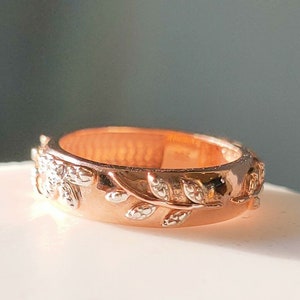 Anillo - Banda floral de diamantes en plata de ley con revestimiento de oro rosa de 14 quilates (talla L) ENVÍO GRATIS