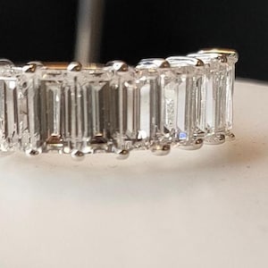 Anillo - Anillo de 7 piedras de circonita cúbica en plata de ley de 4,660 ct. (talla V) ENVÍO GRATIS