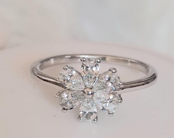 SWAROVSKI Zirconia Ring in Rhodium Overlay Sterling Silver 1.800Ct. (Size Available) FREE POSTAGE