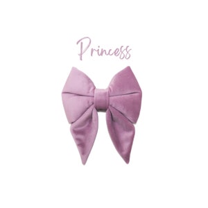 Lichtpaarse fluwelen zeemansstrikken voor meisjes | Accessoires voor puppy&#39;s | Over de kraag met twee elastische lussen | PRINSES: