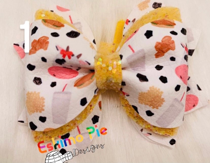 20CM X 34CM HALLOWEEN SPIDER LEATHER FABRIC SHEET PERFECT 4 HAIR BOWS HEADBANDS 20CM X 34CM HALLOWEEN SPIDER LEATHER FABRIC SHEET PERFECT 4 HAIR BOWS HEADBANDS