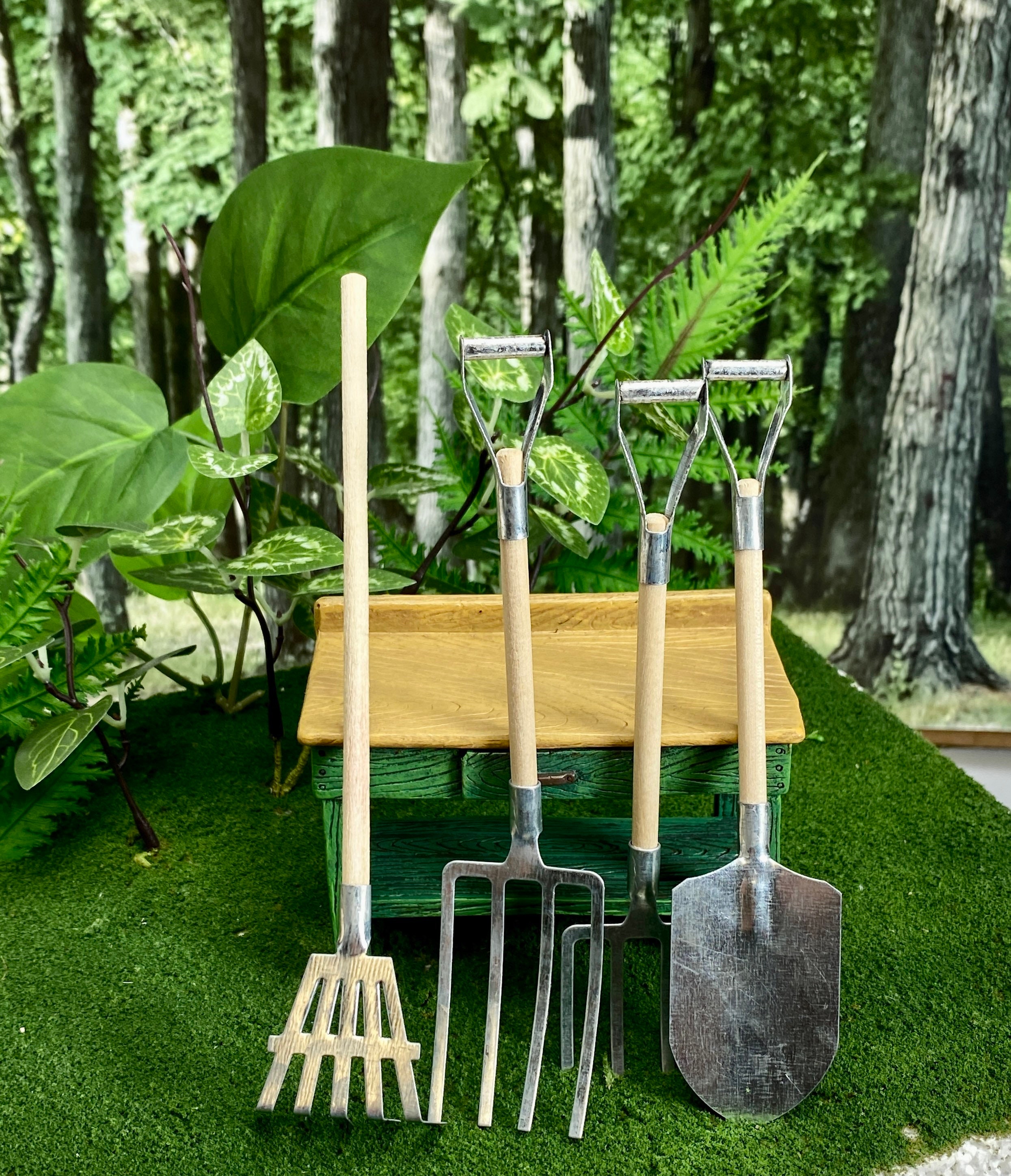 3pcs 1:12 Dollhouse Miniature Shovels Pitchfork Barn Fairy Gardening Tools   X 