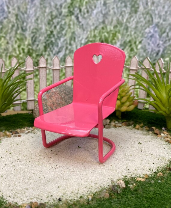miniature lawn chair