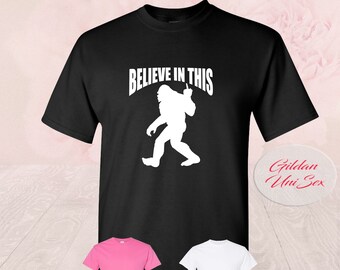 Bigfoot Sasquatch Yeti Giving the Middle Finger, Flipping the bird Shirt