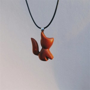 Foxs Necklace Customised Wood Animals Engraving Necklace Handcrafted hardwood Fox pendant wooden symbolic Foxs carved little Foxs jewelry
