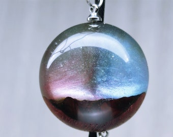 Handmade Blue and pink Northern Lights Necklace,Personalized resin wood necklace,Custom crystal jewelry,star necklaces,Valentine's Day gifts