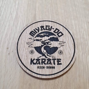 Lasergesneden houten onderzetter. karate - Uniek cadeau lasercut