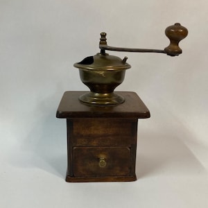 Antique Hand Turned Coffee Grinder          #797-G