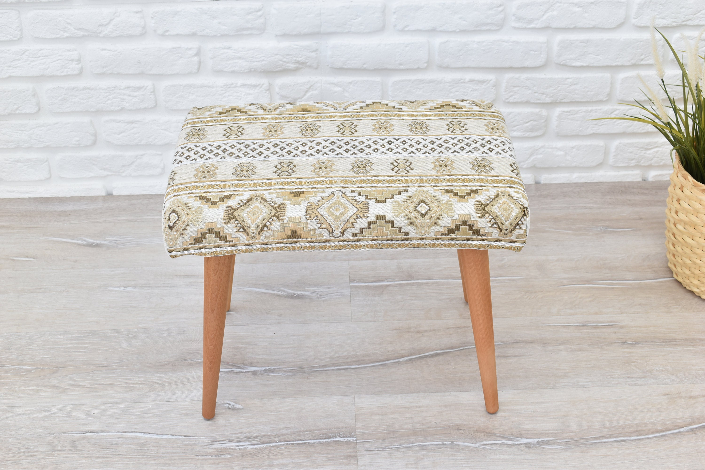 Bench with cushion, handmade stool, footstool ottoman, living room kitchen modern classic farmhouse country furniture handmade ottoman