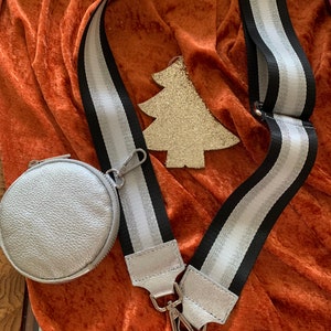 Gift set beautiful bag strap with silver details in different colors and wallet