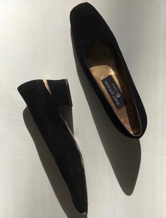 Stuart Weitzman Vintage Black suede heels with Go… - image 1