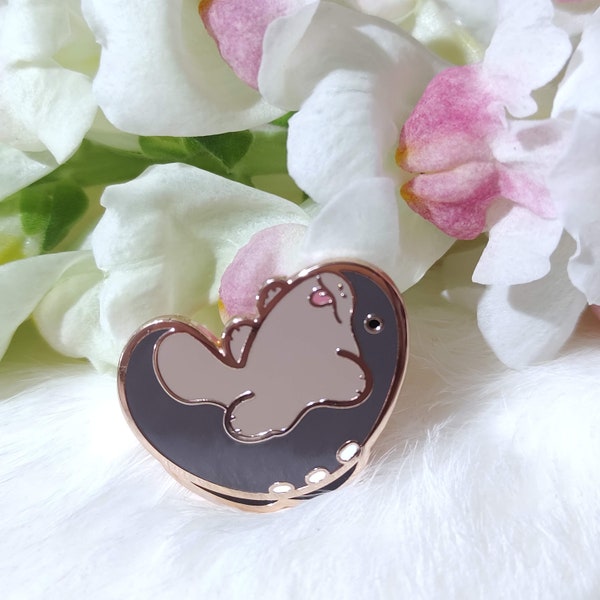 Clodsire Enamel Pin