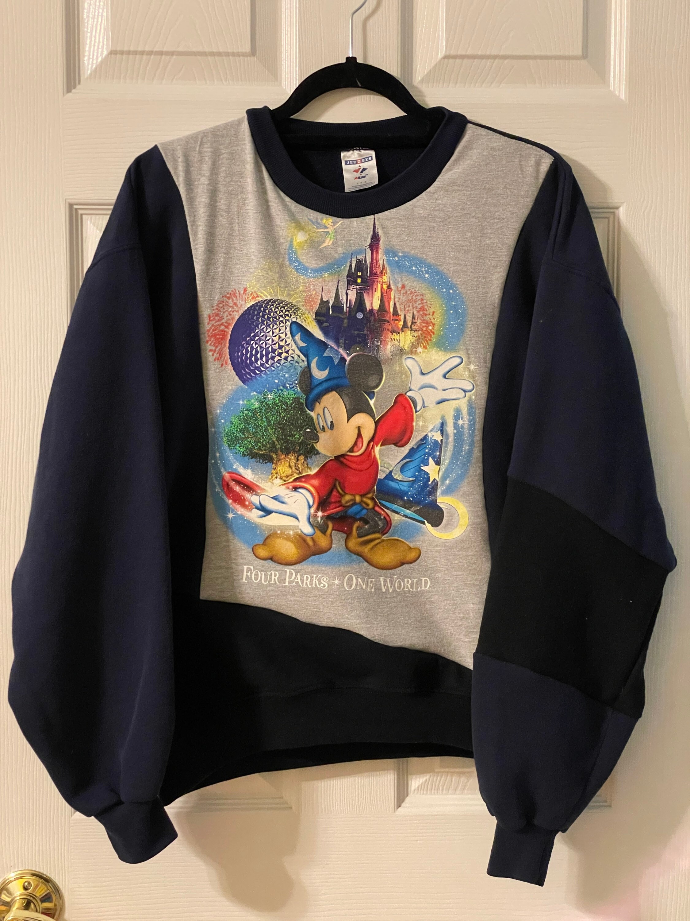 Vintage Walt Disney Park Sweatshirt Etsy