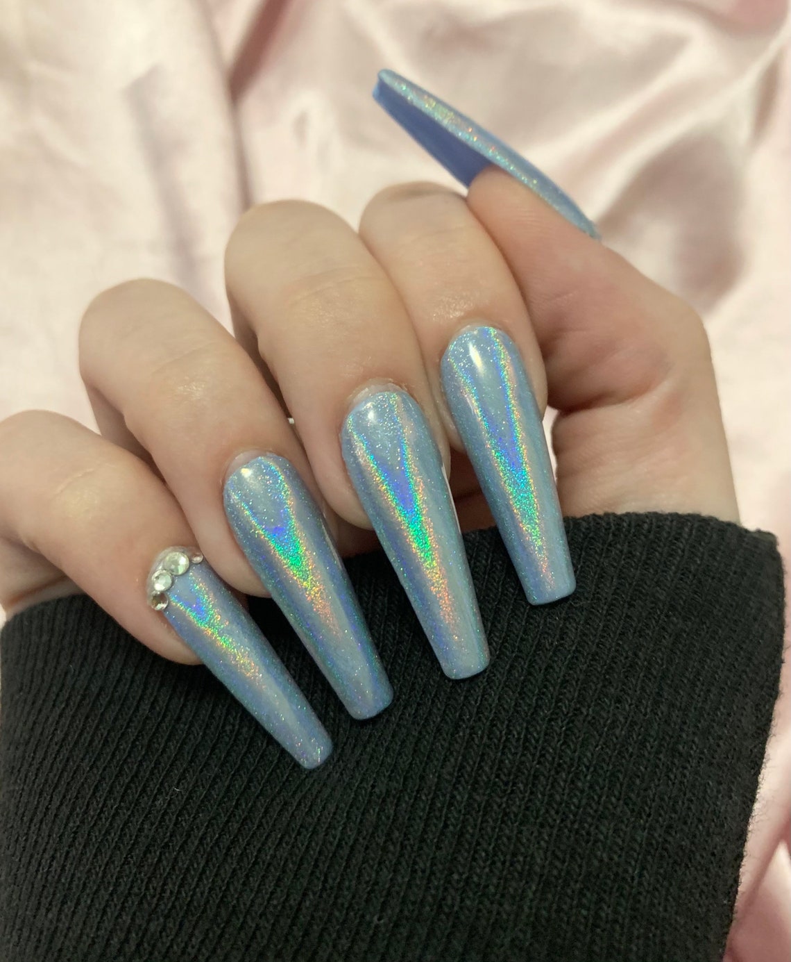 Baby Blue Holographic Press on Nails | Etsy