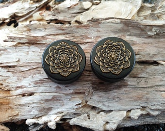 Pair of BLACK WOODEN FLOWER Ear Plugs Stretchers Jewellery Spacer Tunnel Timber PL82