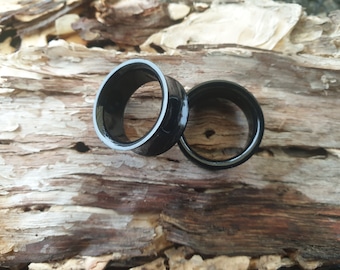 Pair of BLACK Acrylic Ear Tunnels Piercing Stretchers Jewellery Plugs Saddle Flared TU33
