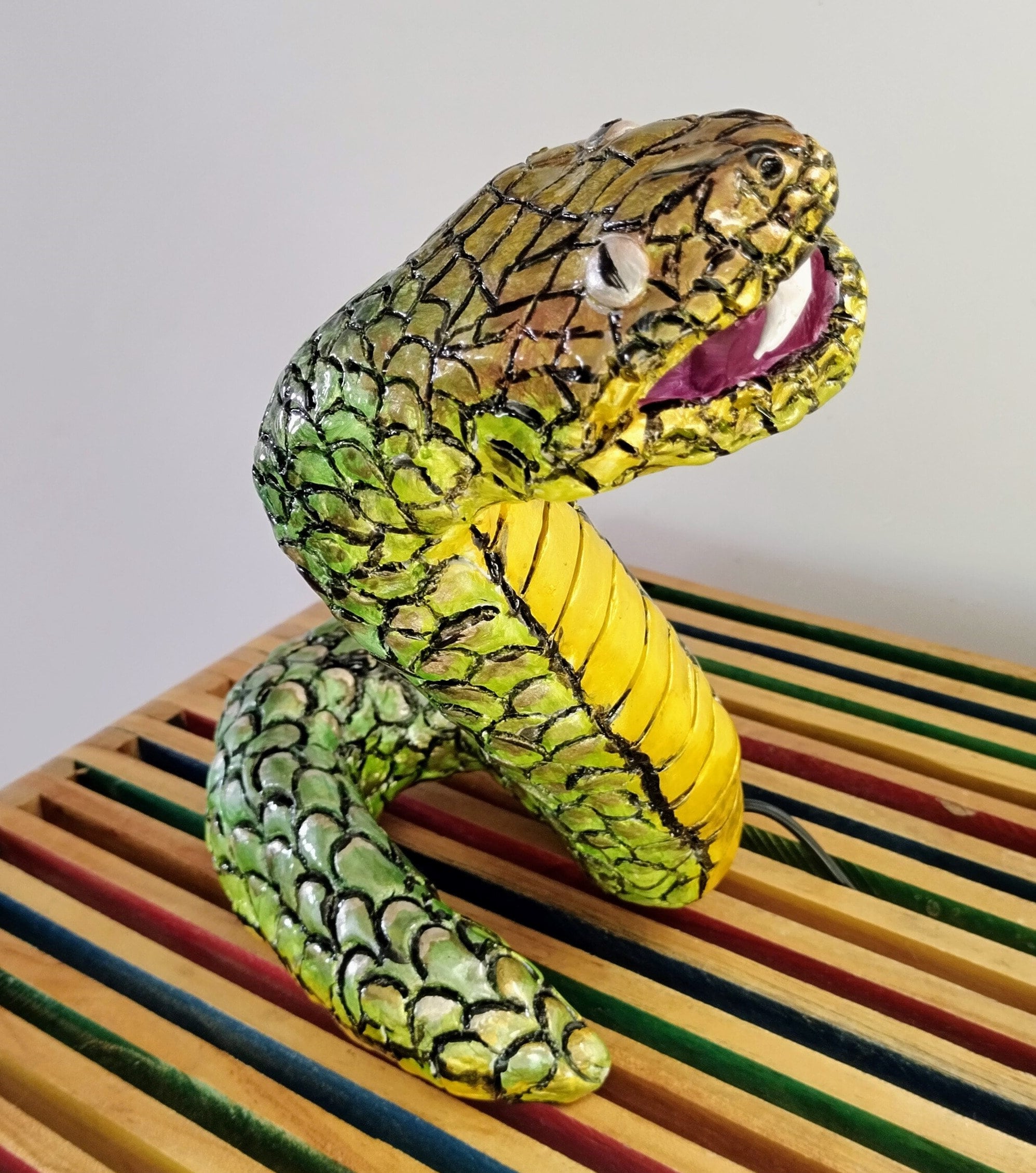 Lampe serpent -  France