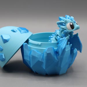 Kristall Drache mit Ei: Gelenkiges Fidget Spielzeug