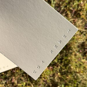 Bedankkaart boekdruk, reliëf zonder kleur, briefpapierset met reliëf, minimalistische stijl