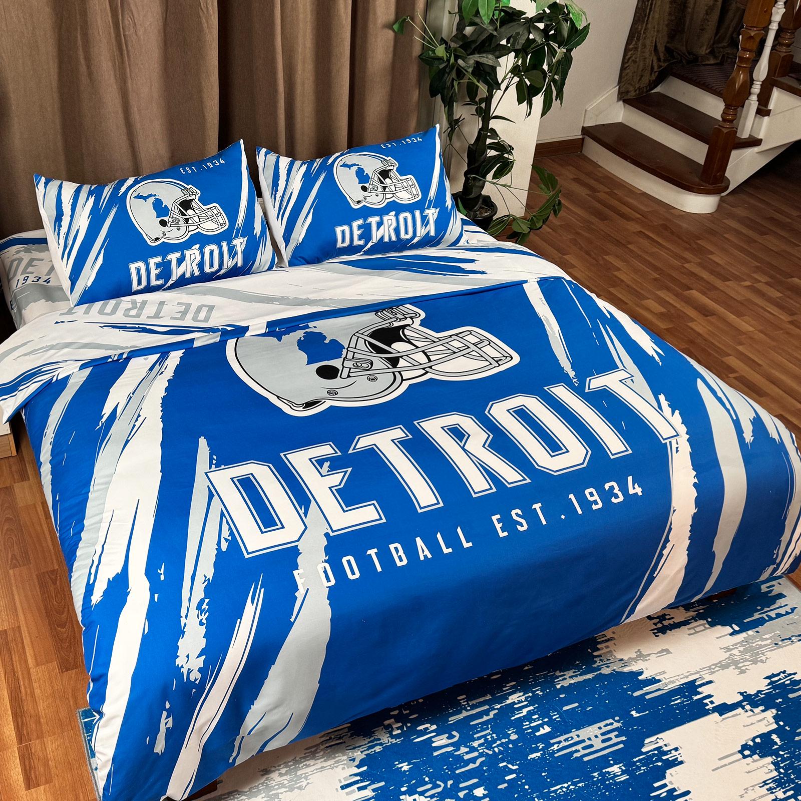 Discover Detroit Football Bedding Set, Sport Fan Gift