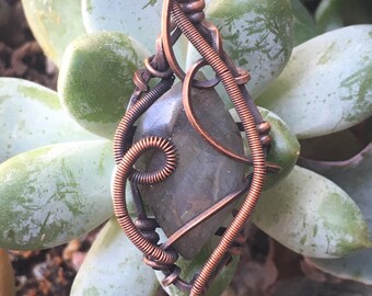 Labradorite Wire Wrapped Pendant, Healing Crystal Jewelry, Gemstone Pendant, Green Labradorite Necklace, Earthy Festival Jewelry, Bohemian
