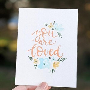 Carte de voeux, peinte à la main, vous êtes aimé, motif floral aquarelle, cadeau d'affection, carte d'amour et d'amitié réfléchie