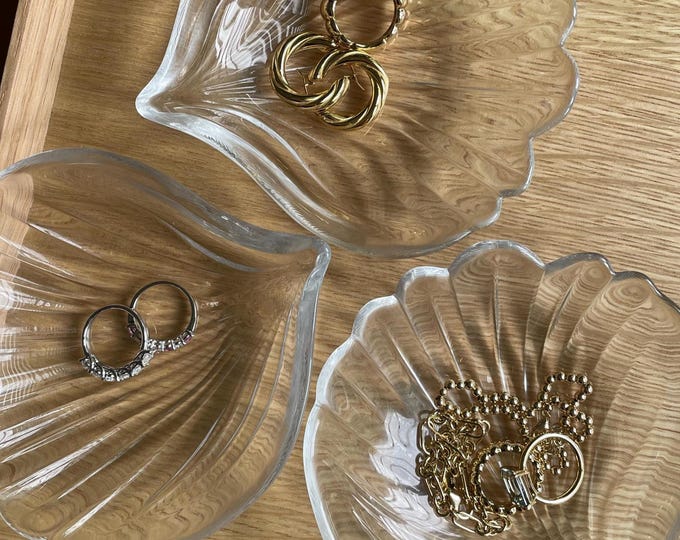 Seashell Glass Trinket Dish - Home Decor for Jewellery & Keepsakes