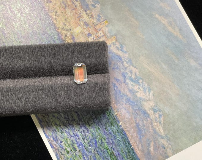 2.32ct Natural octagon / emerald shape white iridescent rainbow moonstone