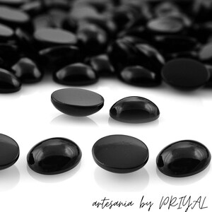 Calibrated Black Onyx Oval Cabochon: Assorted Gemstone (6x4-13x18mm)