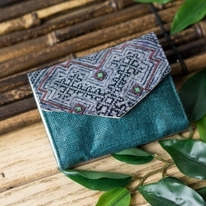 Dark Teal Hanf Brieftasche | Kurze Brieftasche, ethnische Geldbörse, handgewebte Stoff, Hmong Kreationen, Stammes-Stickerei-Design