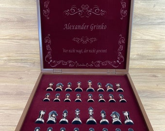 Juego de ajedrez personalizado - Juego de ajedrez grabado - Juego de mesa personalizado - Regalo para él - Tablero de ajedrez con piezas de ajedrez de metal - Regalo para el marido