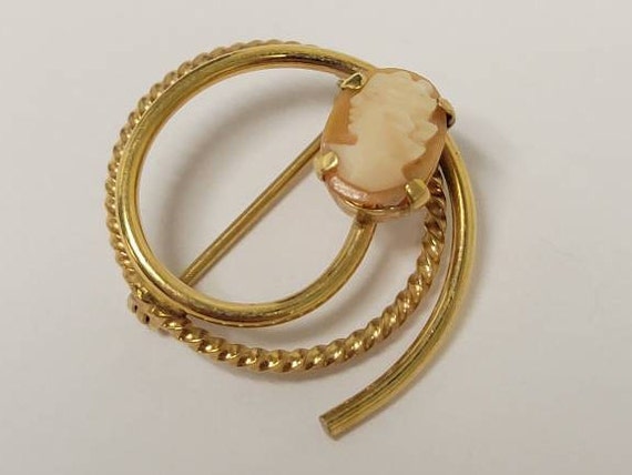 Vintage 12k Gold Filled Cameo Brooch - image 2