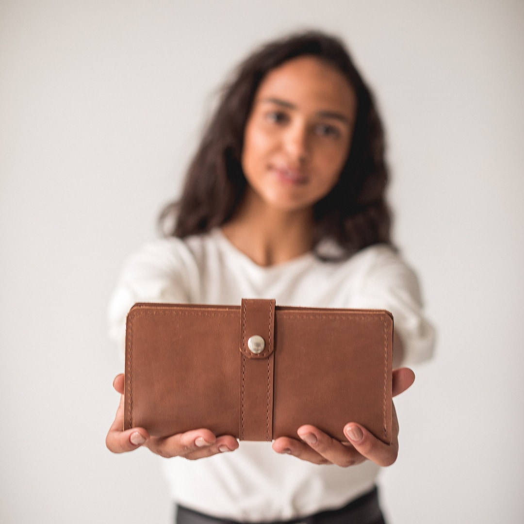 Engraved Leather Wallet Personalized Leather Women Wallet Slim Leather