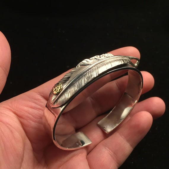 Cuff Bracelet Feather Design Antiqued Sterling Silver 17mm width Cuff Bracelet Feather Design Antiqued Sterling Silver 17mm width