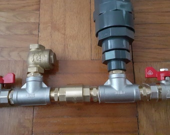 Ensemble complet ou kit de pompe à eau pour bélier hydraulique 1/2 po. Acier et laiton avec réservoir en PVC - Pression plus élevée avec soupape à ressort