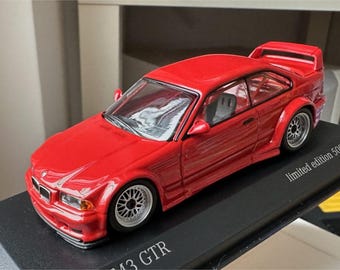 BMW M1 ストリート 1:43 ミニチャンプス レッド - Etsy 日本