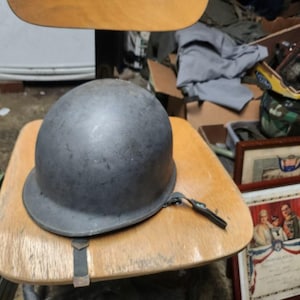 World War 2 WW2 American US Marine Corps M1 Helmet - American Military Helmet 1940s - Original Vintage Collectible