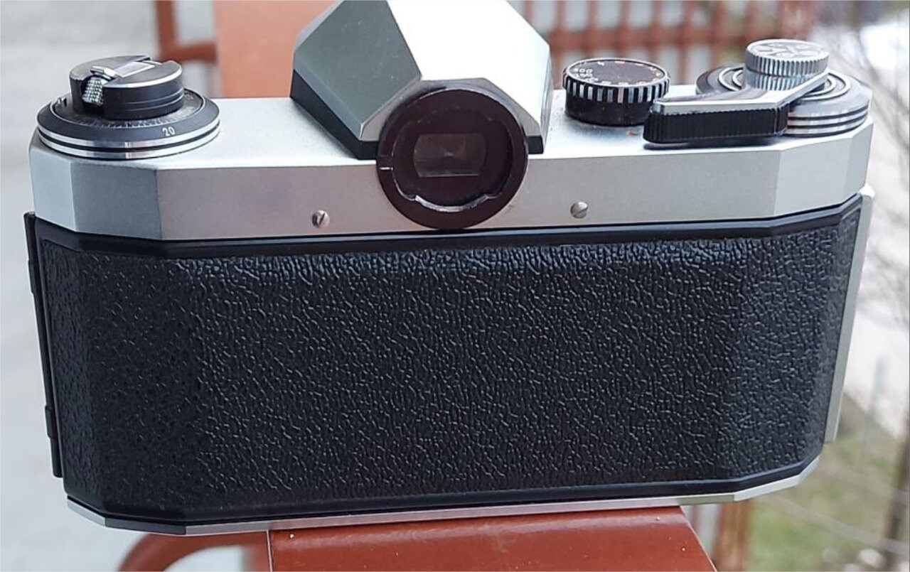 Praktica PL Nova 1 SLR (1964-1969) - アナログヴィンテージカメラ