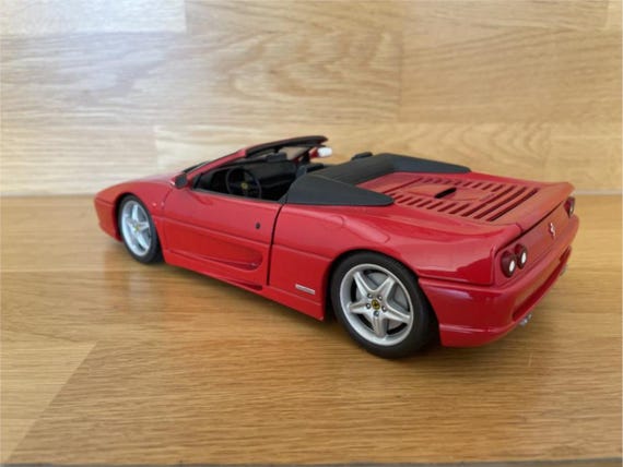 UT Models 1995 Ferrari F355 Spider Diecast Model Car - Scale 1/18